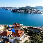 4 Seasons - * Rogoznica (Sibenik-Knin)