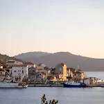 4 Seasons - Apartment Rogoznica (Sibenik-Knin)