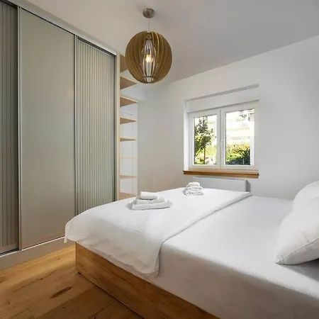 4 Seasons - Апартаменты