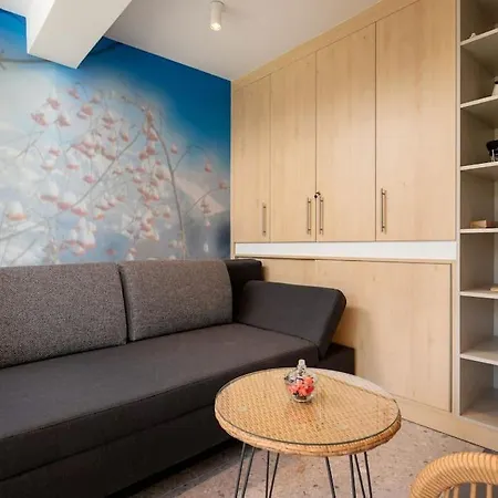 4 Seasons - Рогозница