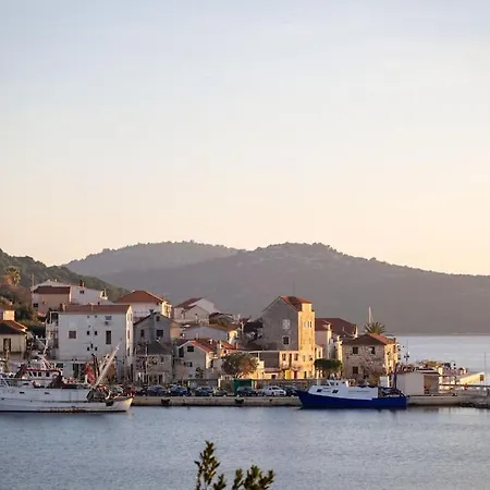 4 Seasons - Apartment Rogoznica (Sibenik-Knin)