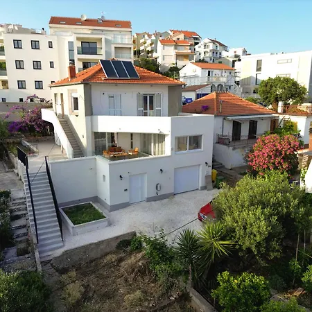 4 Seasons - Апартаменты